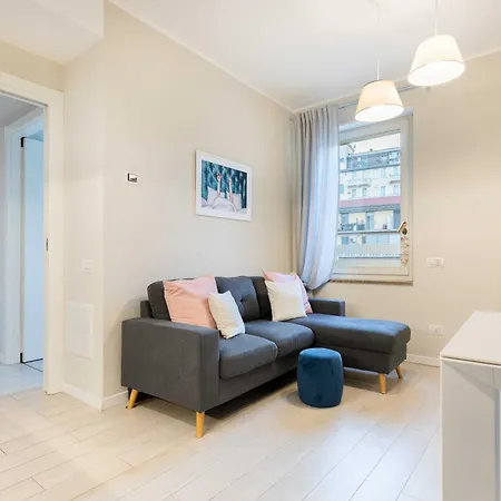 Luxury Apartment - Free Private - Parking Maestri Campionesi 16 Milan Exterior photo